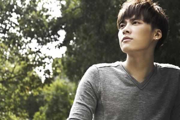 名星吃瓜李易峰视频,明星日常趣味瞬间大揭秘