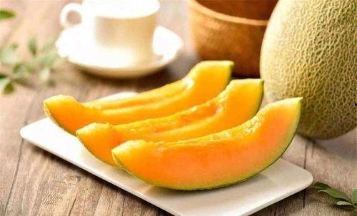 越南吃蜜瓜的视频,甜蜜滋味，视觉盛宴